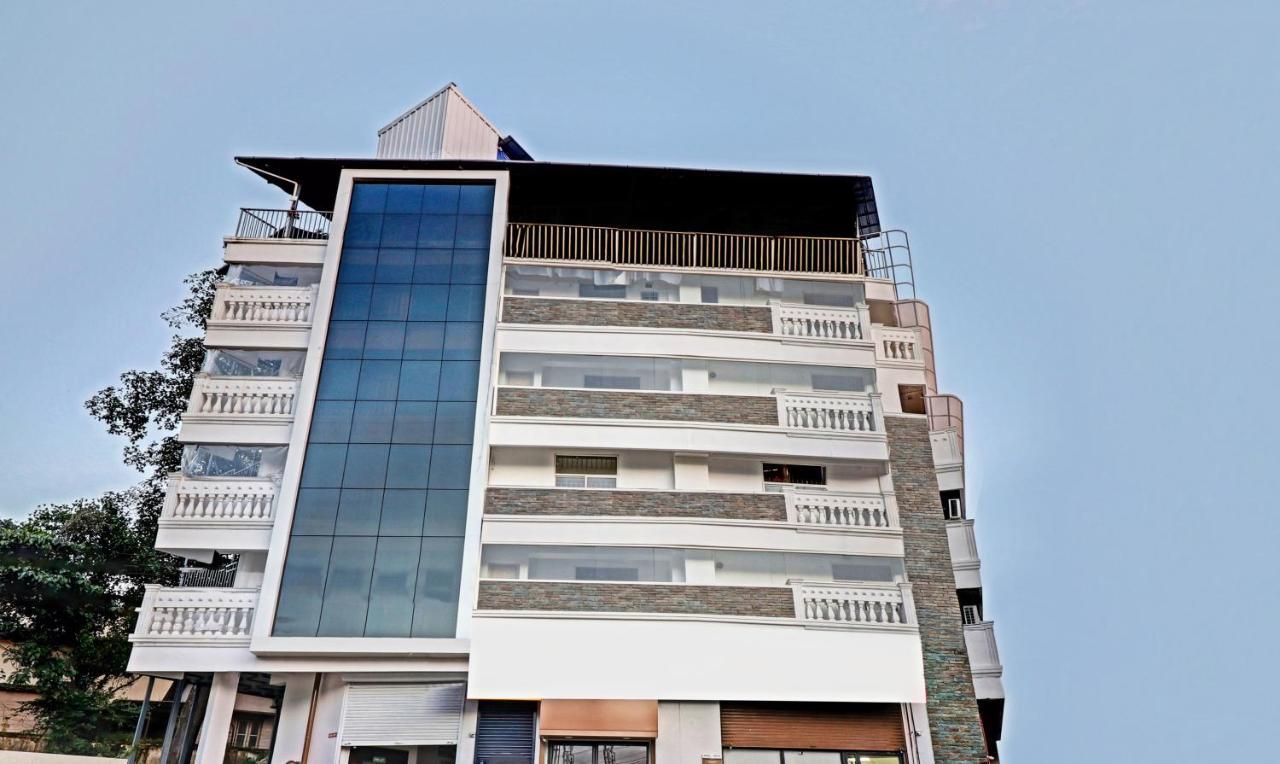 Itsy Hotels Dew Dreams Kochi Bagian luar foto